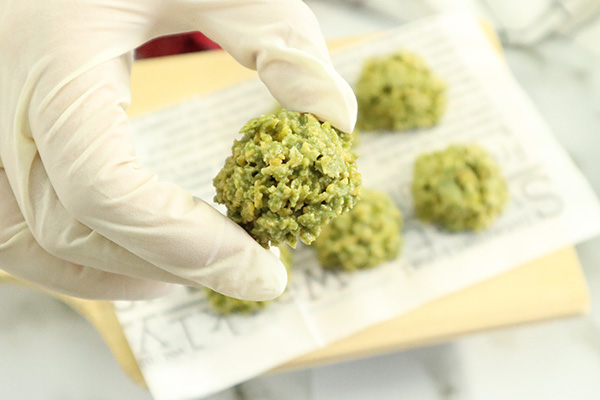 完成した桑チョコクランチ